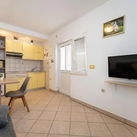 Branimir Apartamento Nin