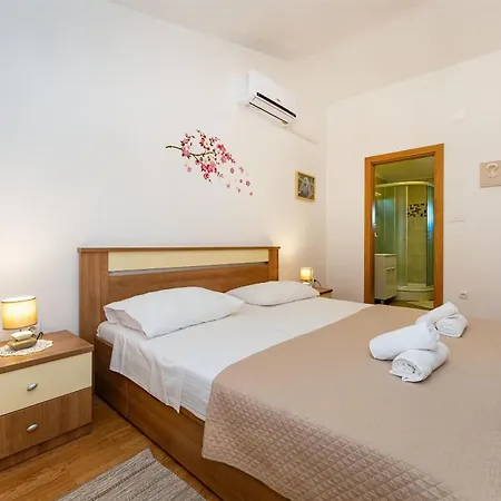 Branimir Apartment Nin