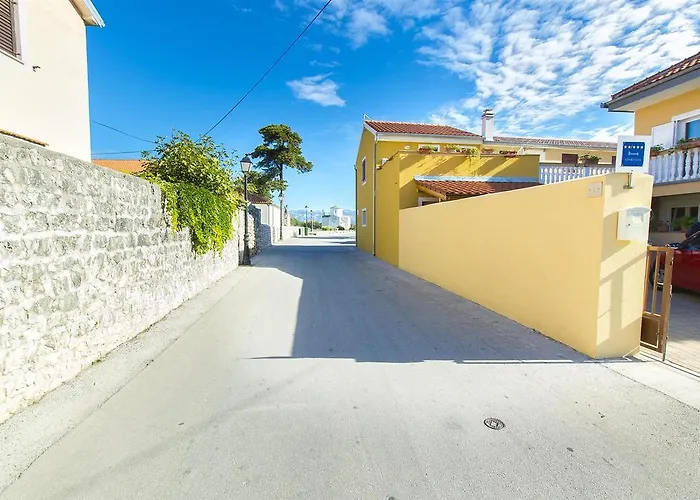 Branimir Appartamento Nin